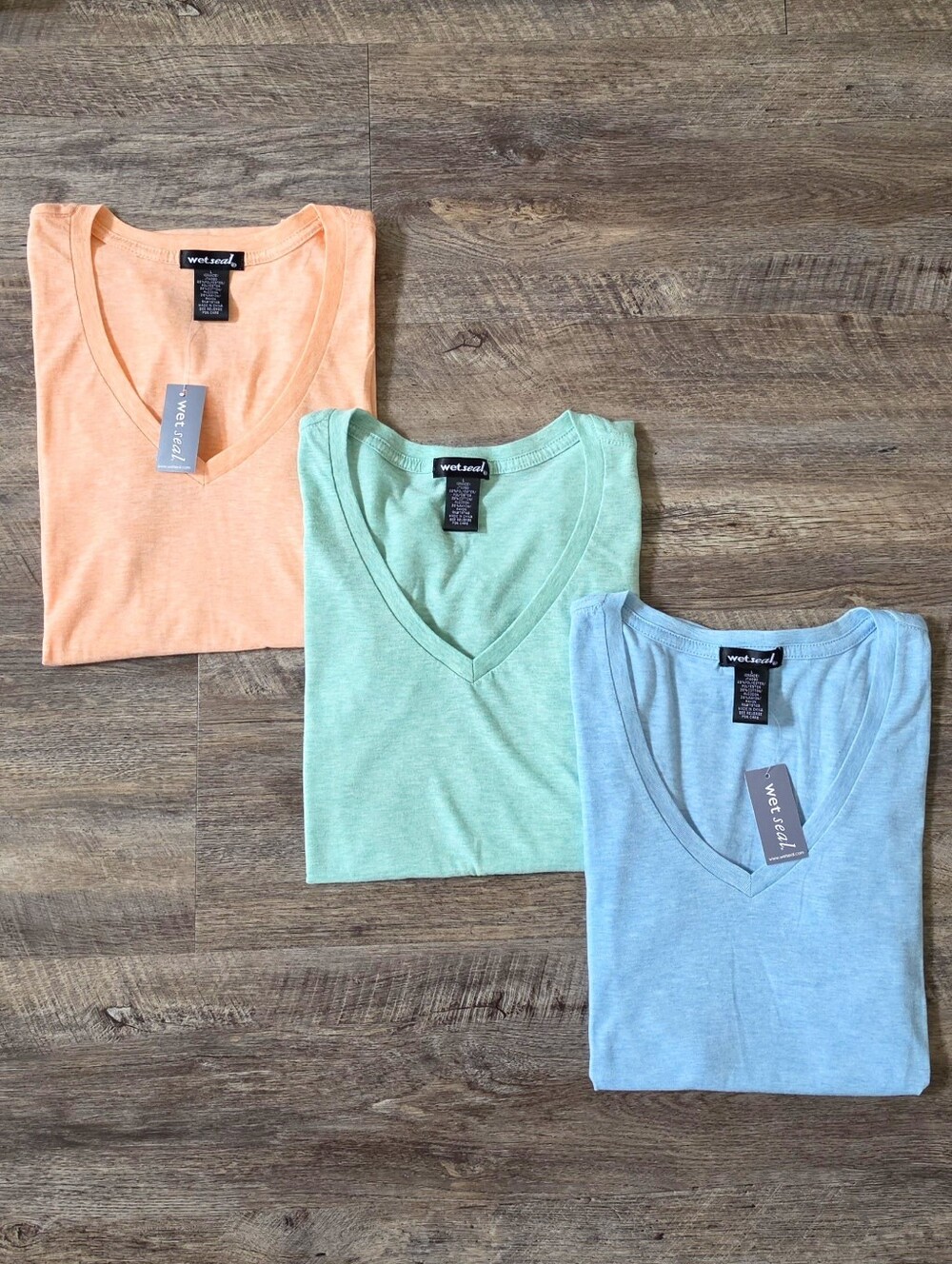 NWT Women's V-Neck Heathered Tees